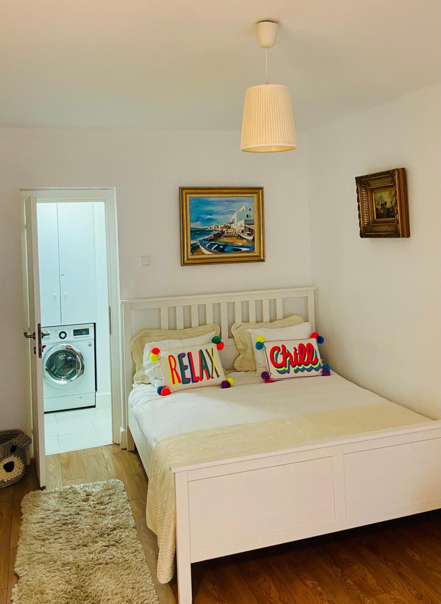 River View - Old City Apartment Bucharest Luaran gambar
